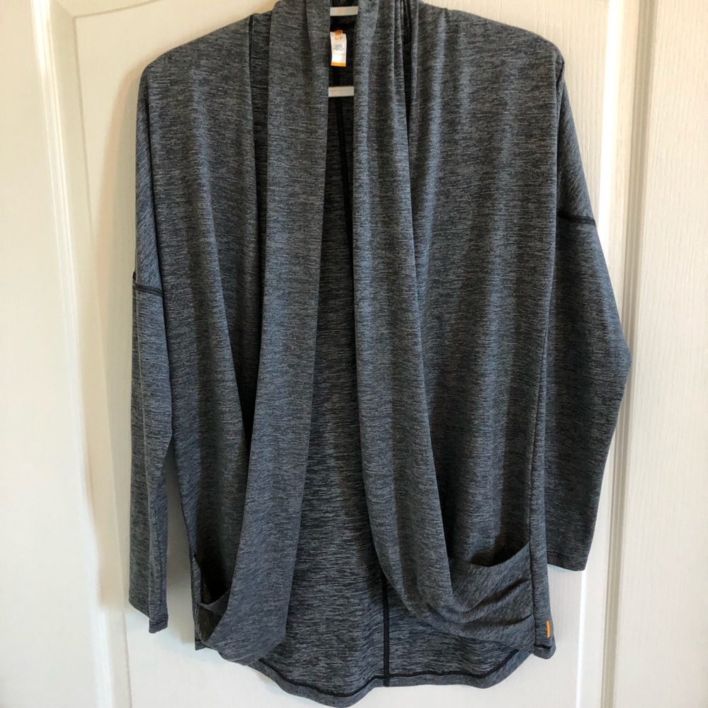 Lucy blue yoga infinity cardi size small